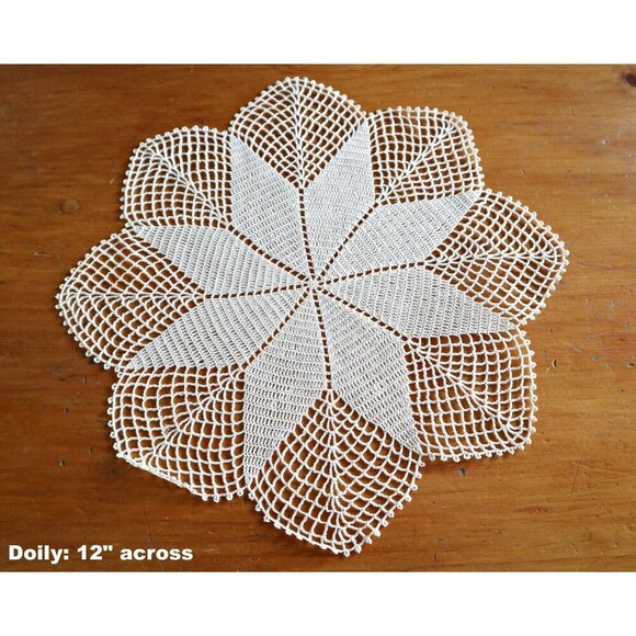 3 Doilies Doily Crocheted Doily Ecru Vintage Doilies U5 - Picture 3 of 4